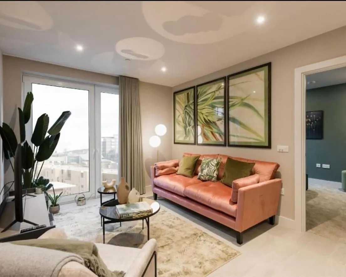Luxury Stylish Nests In Central Edinburgh-Moda